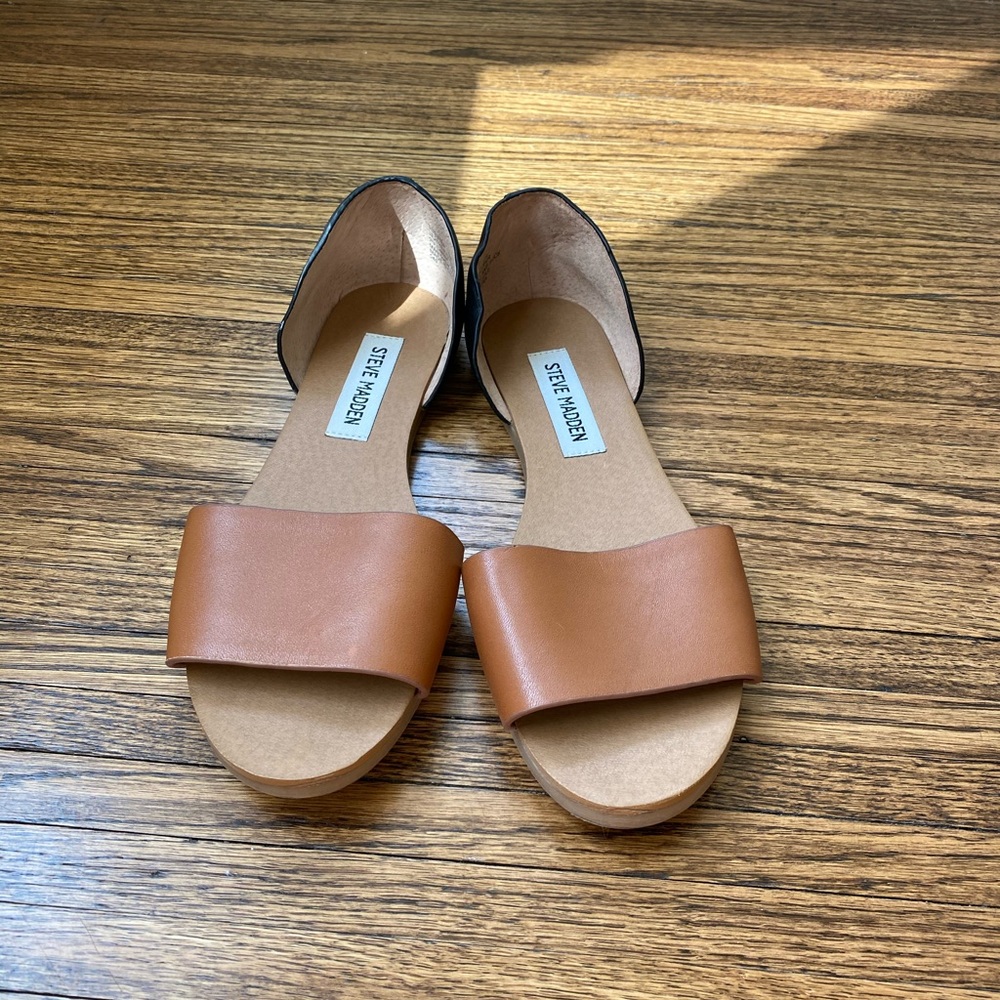 Steve Madden sandal flats